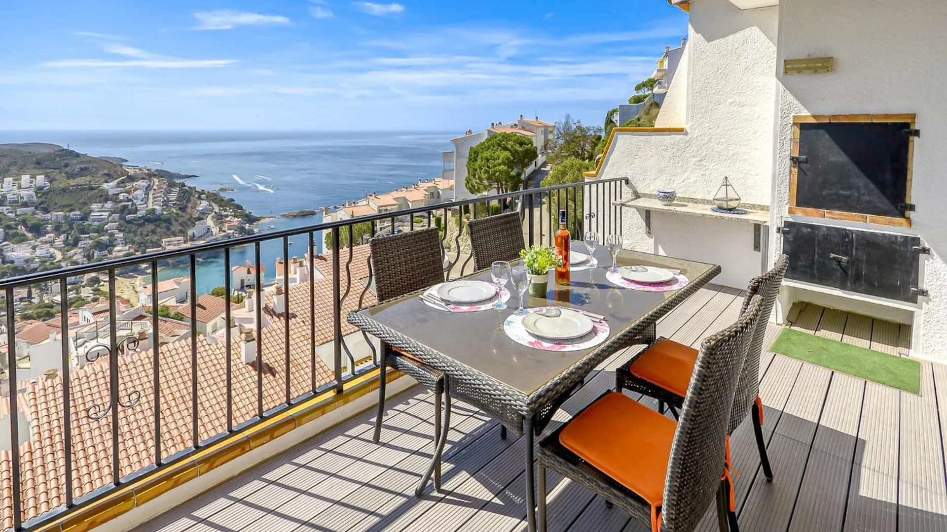 Apartment In Roses By The Beach 0*,  Espanha